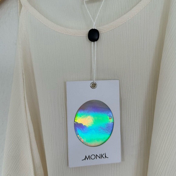 Monki Ivory Sheer Crinkle Swing Tank Sleeveless Blouse Button Shoulder Sz Large - Picture 13 of 15